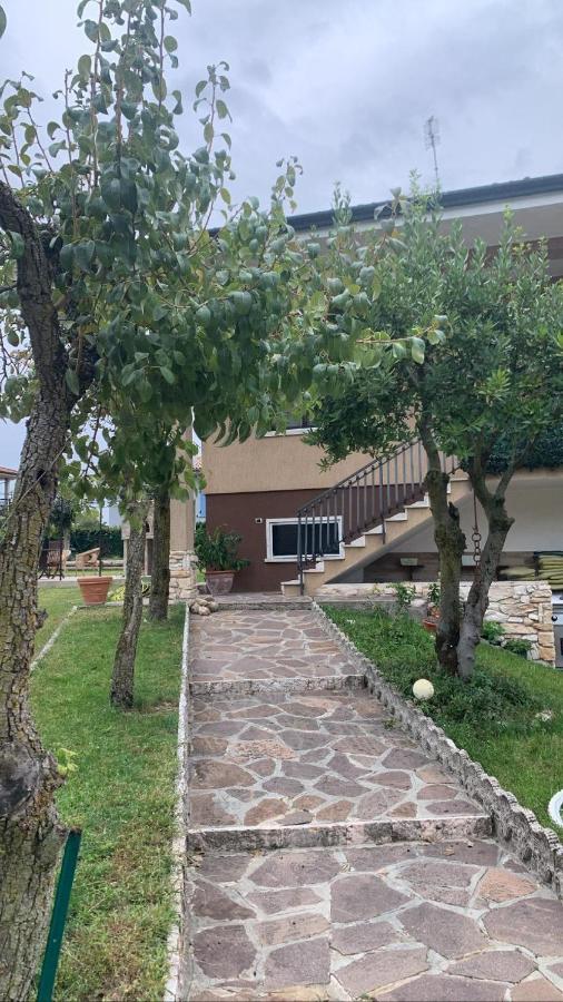 Villa Rita Monzambano Bagian luar foto