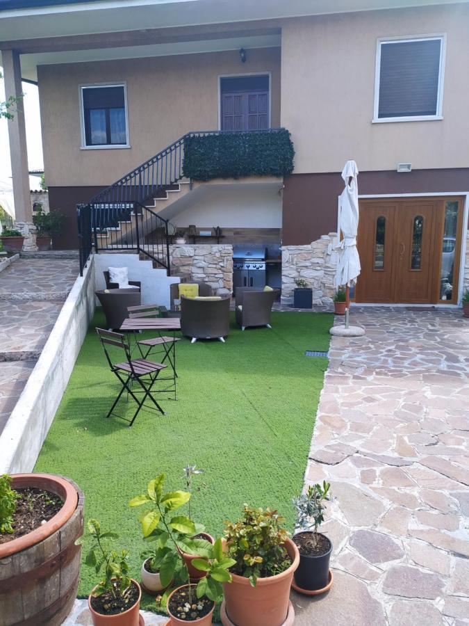 Villa Rita Monzambano Bagian luar foto
